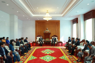 NA President receives Vietnam’s NA Vice President Nguyen Khac Dinh